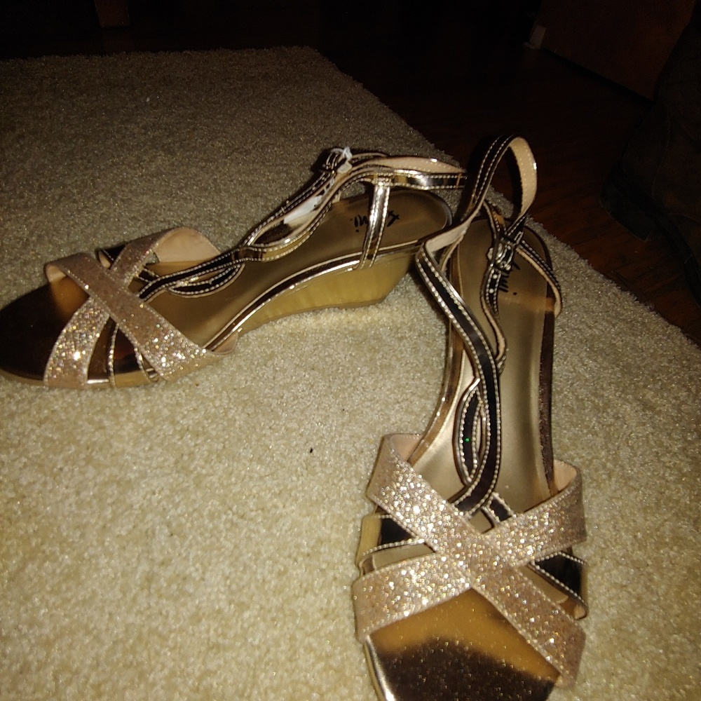Short heels - Picture 6 of 8